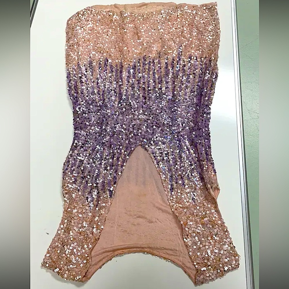 Blumarine dress size 40 Europe, authentic ๐ฏ dress so elegant and beautiful - Picture 9 of 10